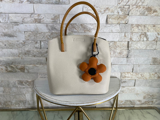 29 Off White Orange Flower Bag