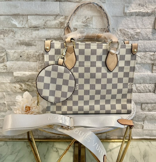 PM Beige Checkered On The Go Lulu